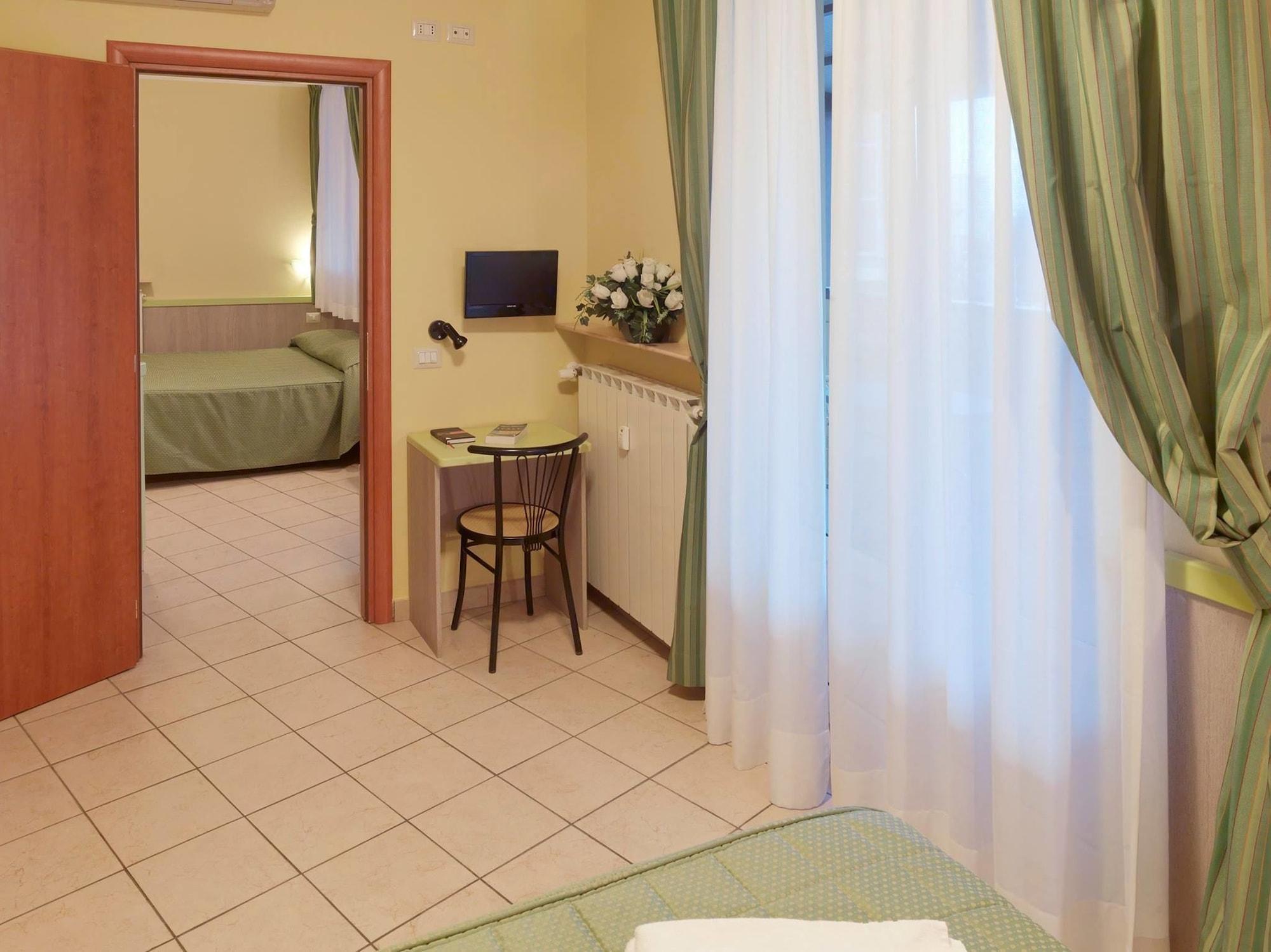 Hotel Arco Romana Milan Exterior photo