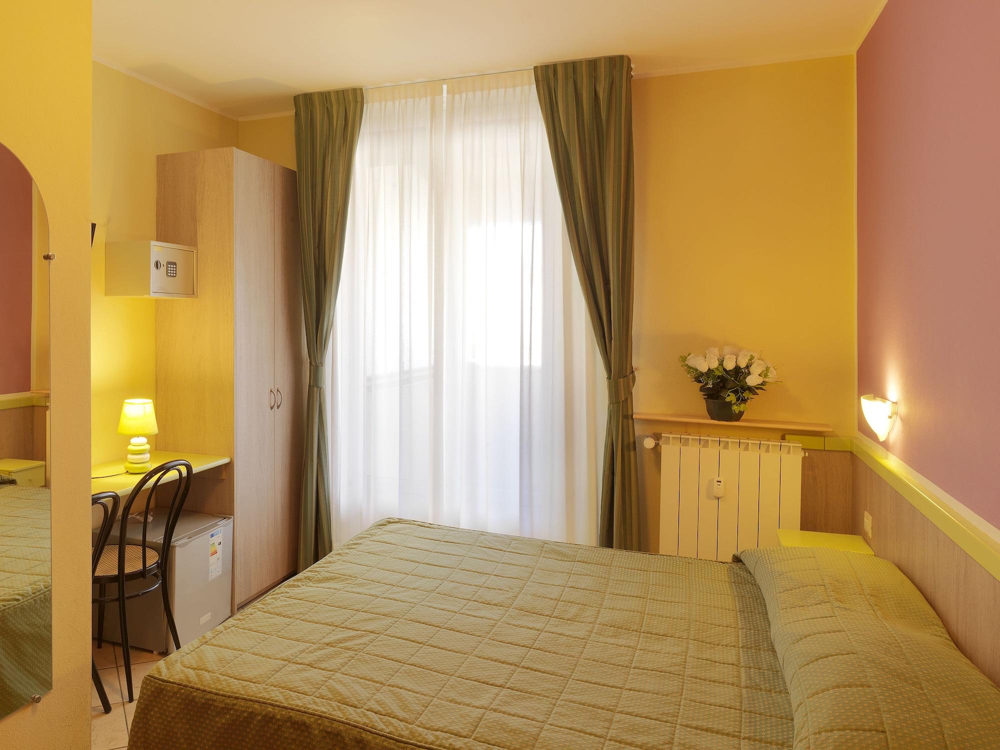 Hotel Arco Romana Milan Exterior photo